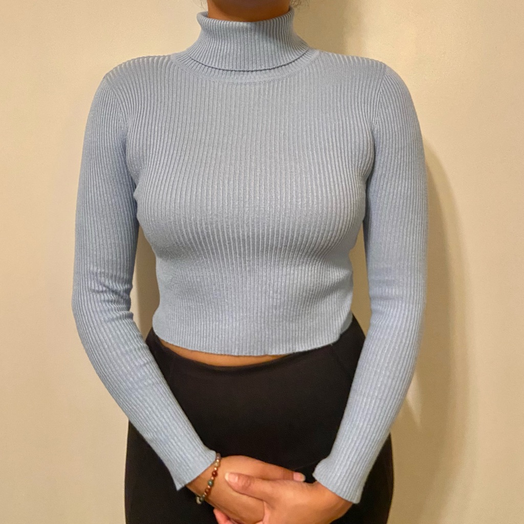 Ambiance Light Blue Ribbed Long Sleeve Turtleneck Crop Top Size S